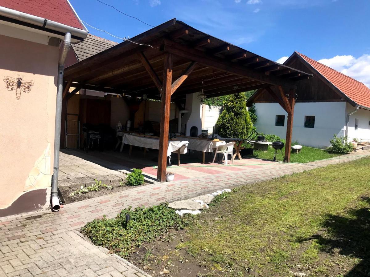Postakocsi Vendeghaz Kisgyor Hotel Екстериор снимка